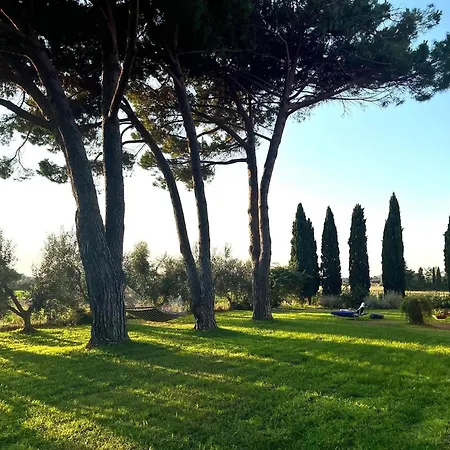 Tuscan 5mins From Sleeps 8 Ev Point